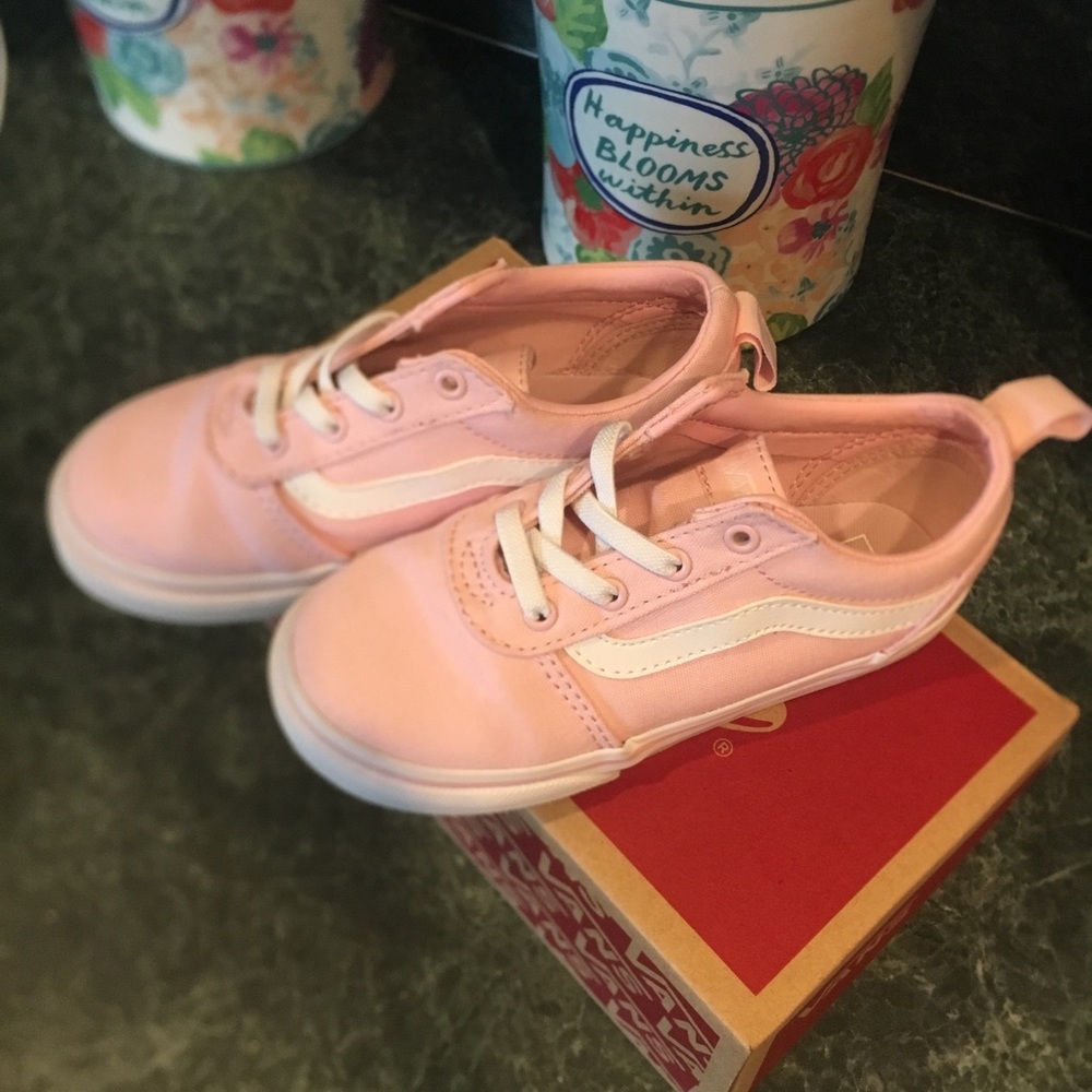 Toddler size 10 pink vans!!!
